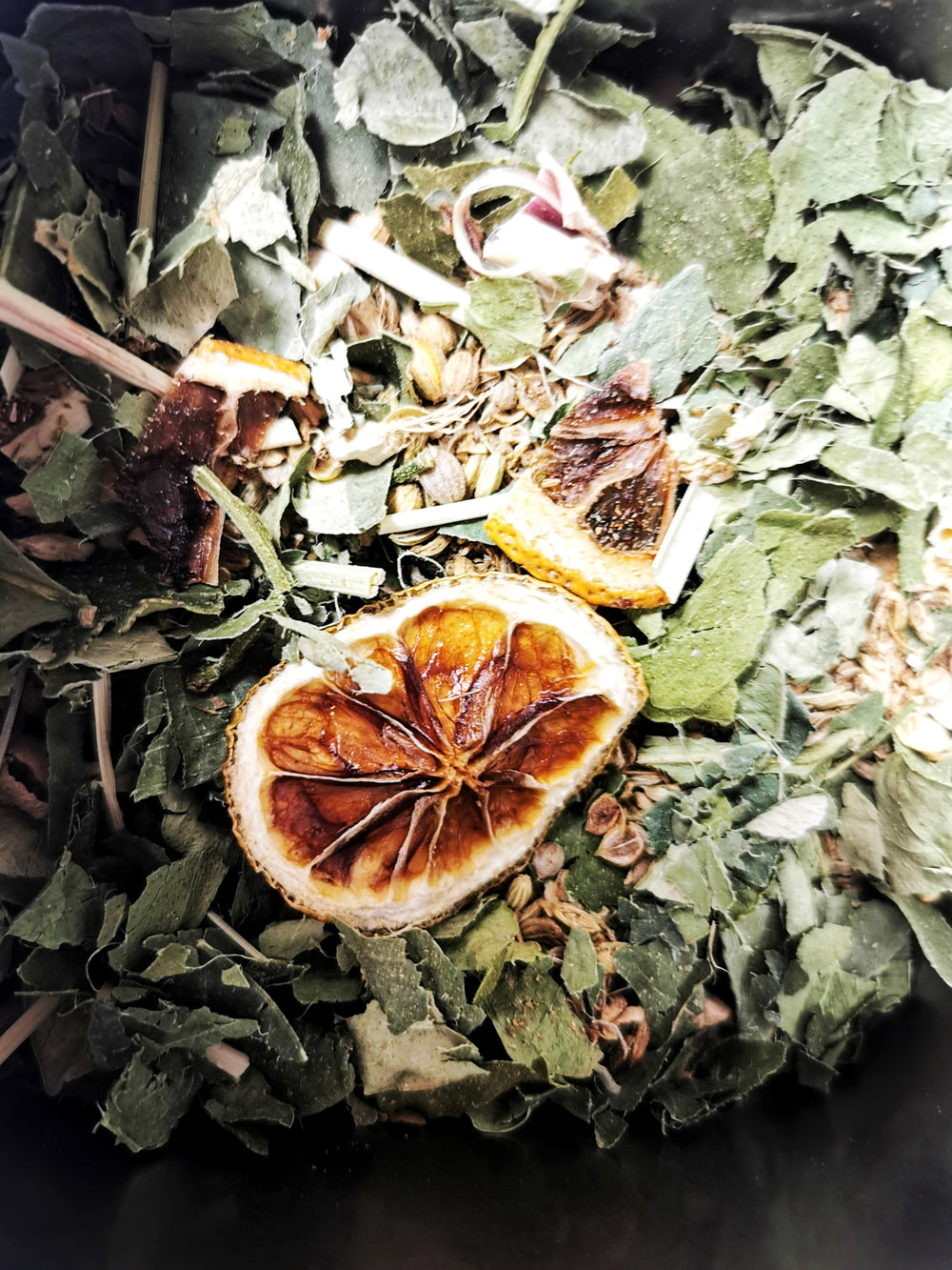 Digest Ease loose herbal blend – kaffir lime, ginger, and peppermint tea